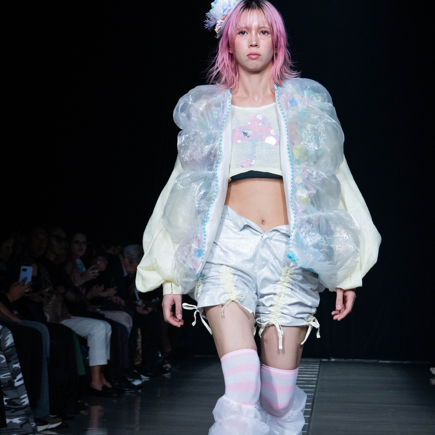 東京コレクション発表作品005