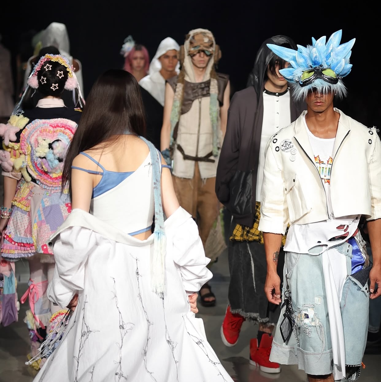 東京コレクション発表作品002