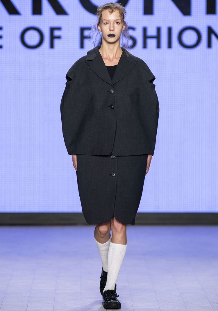 VANCOUVER FASHION WEEK/重里 夏月