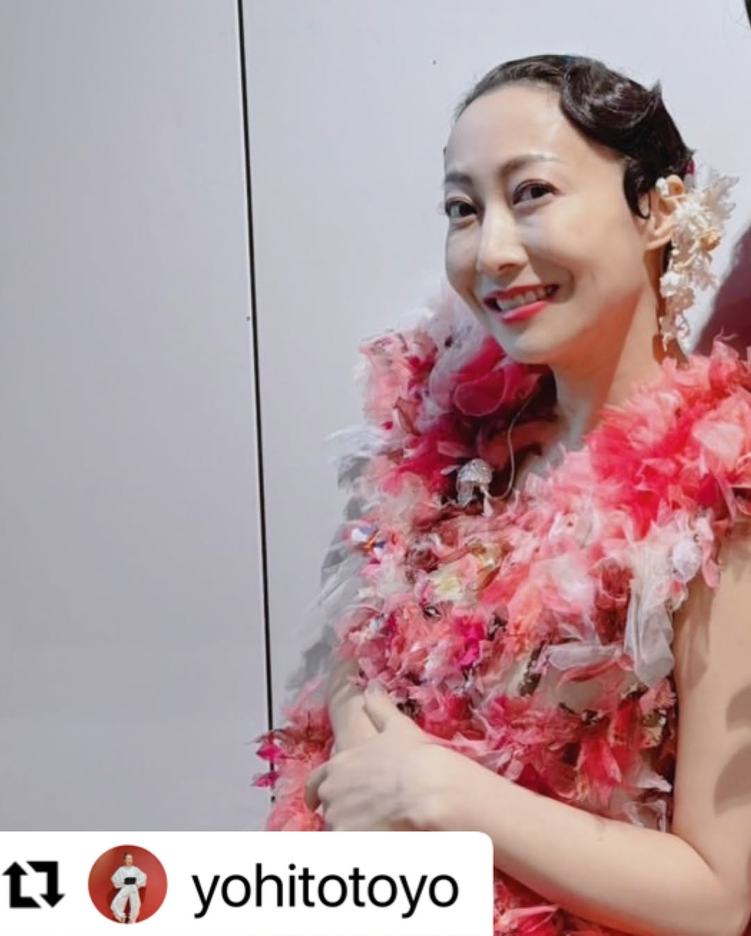 歌手「一青窈」さんに衣装提供