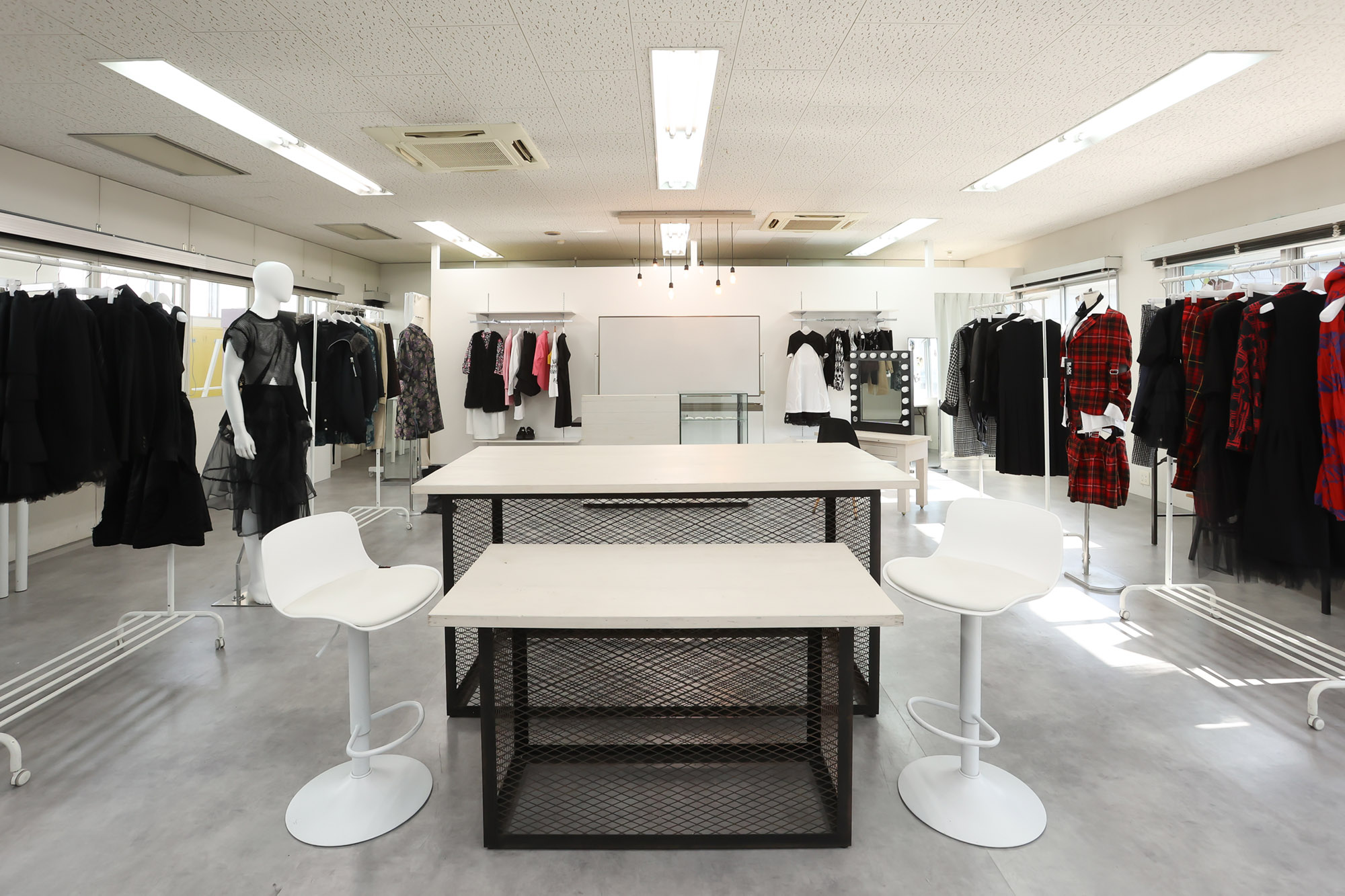 ショップ&プレスルーム完成！
