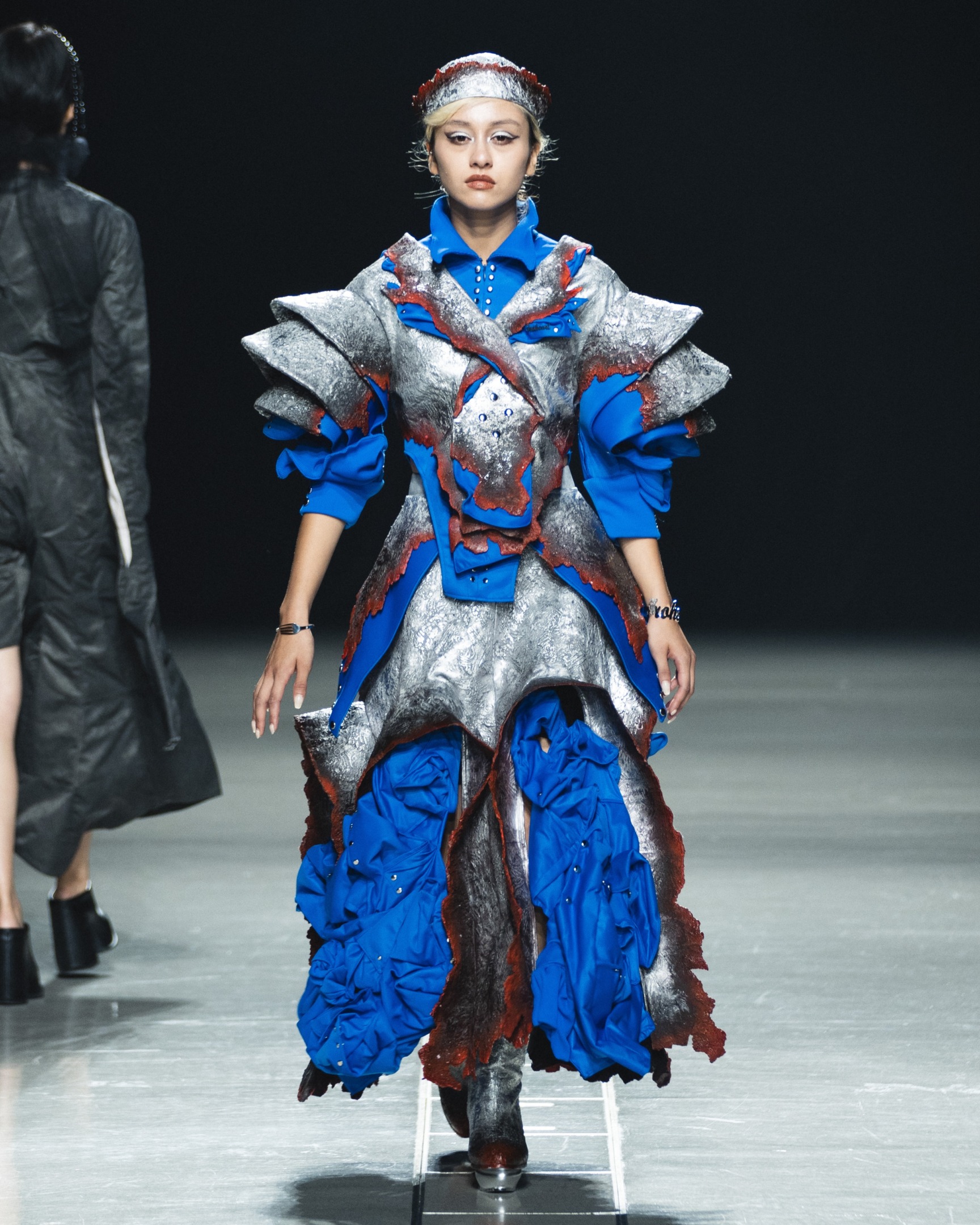 Rakuten Fashion Week TOKYO 2025S/S / 松本 彩羽