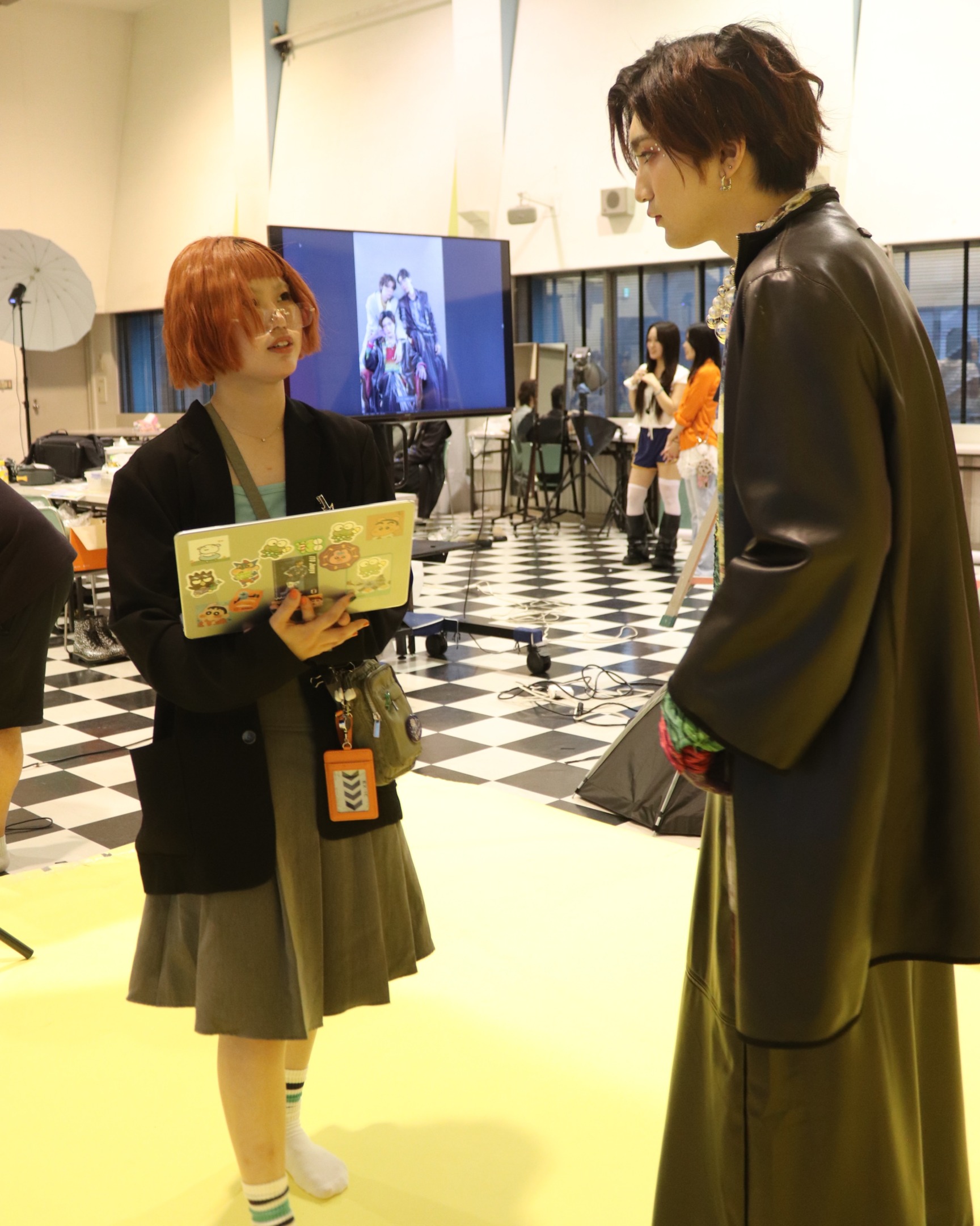 「作品撮り」の撮影現場に潜入!スタイリストコースによる、プロさながらの実践授業に密着!